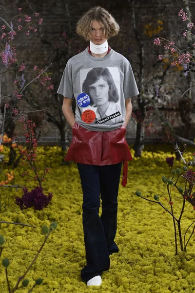 Look 5